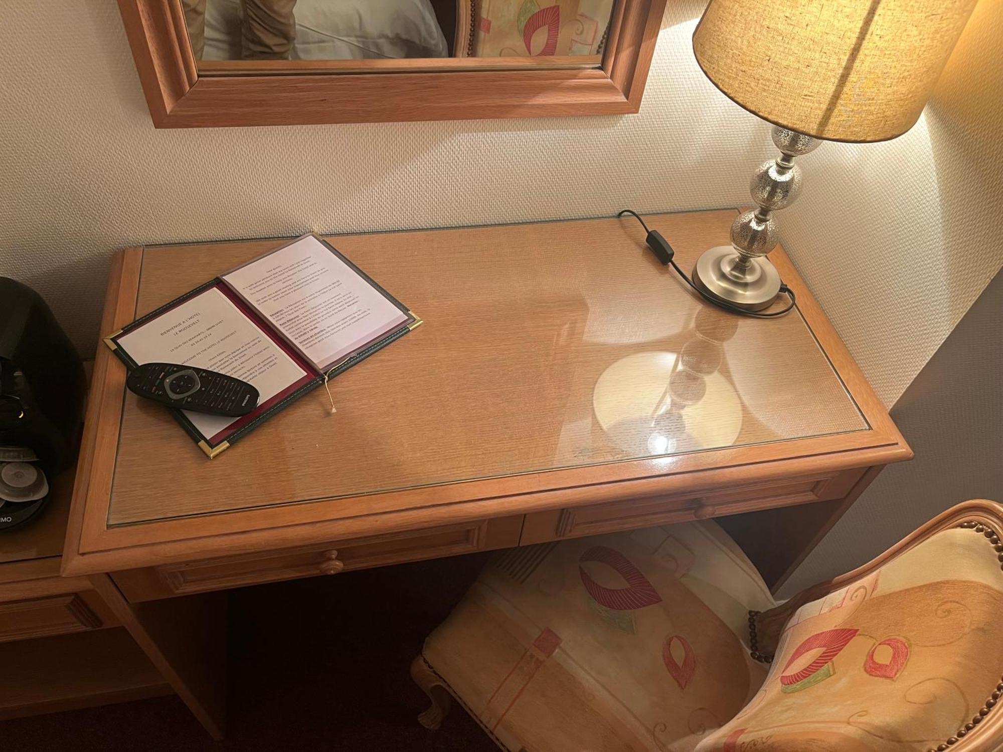 Hotel Le Roosevelt Givet Luaran gambar