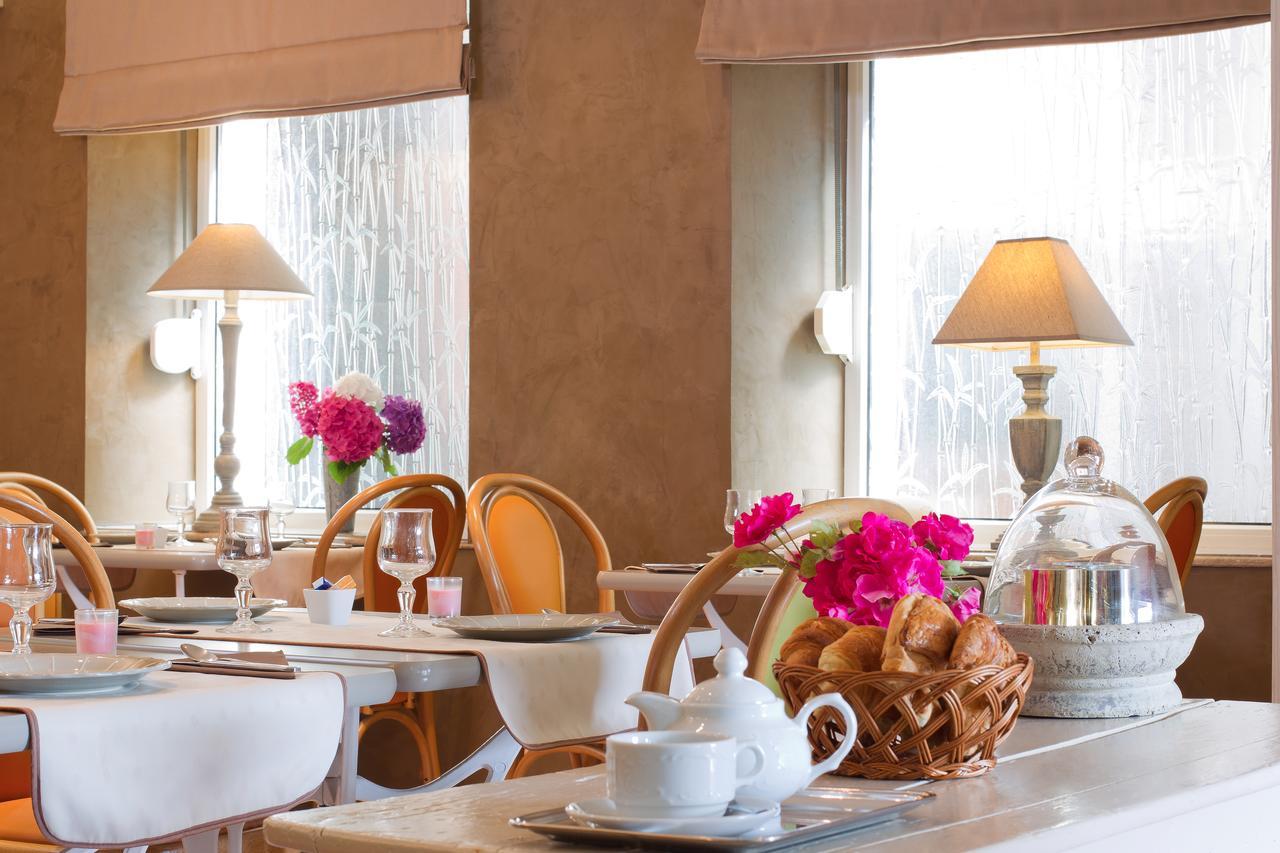 Hotel Le Roosevelt Givet Luaran gambar